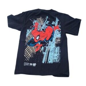 Huf Marvel Comics  Spiderman t-shirt Skate tee